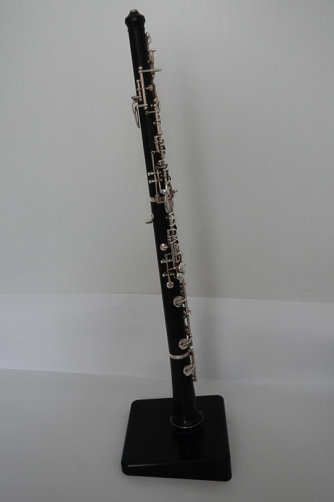 Stnder fr Oboe<br>massive Aluminiumplatte - schwarz